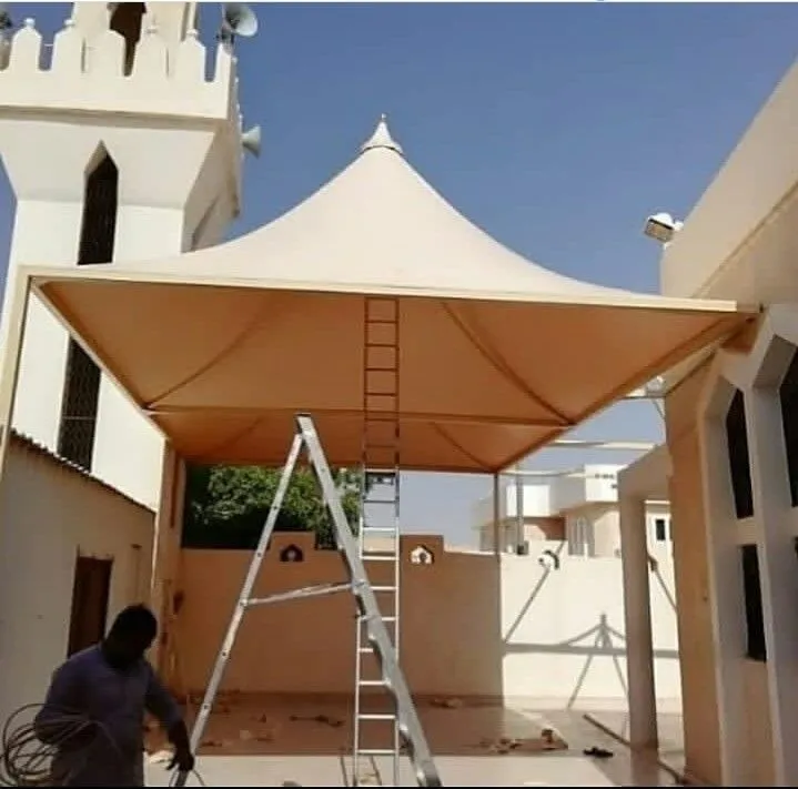تركيب مظلات هرمية عصرية وجودة عالية في جدة ومكة