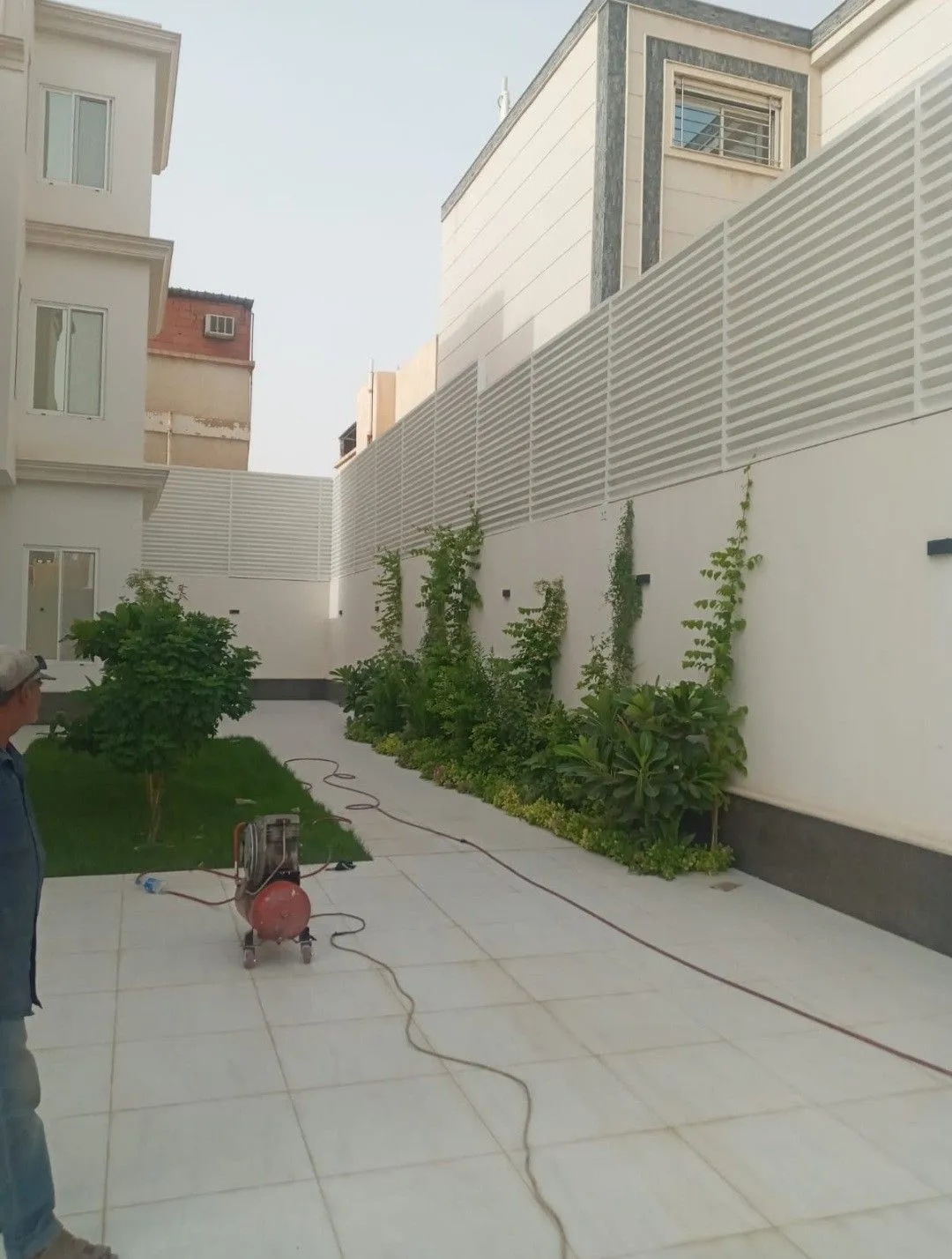 سواتر حديد قوية وعملية في جدة والطائف حماية وأناقة