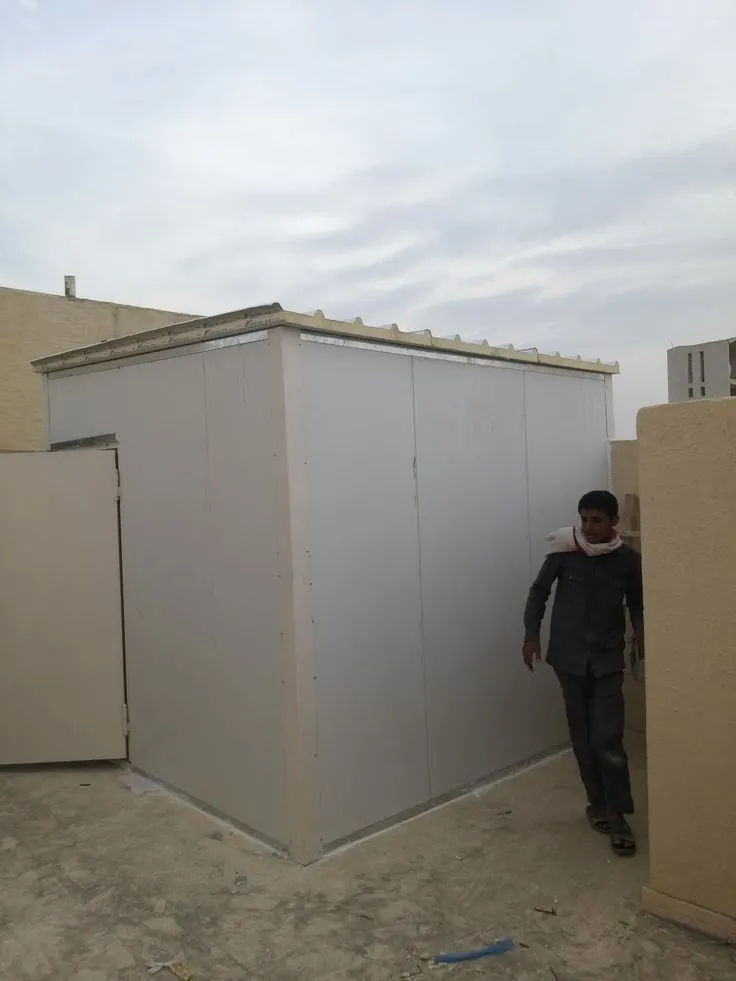 تركيب ساندوتش بنل بعزل حراري في حي الحمراء بجدة 