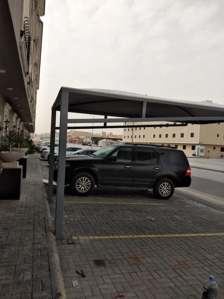 مظلات سيارات عملية في حي الريان بالطائف لحماية مثالية