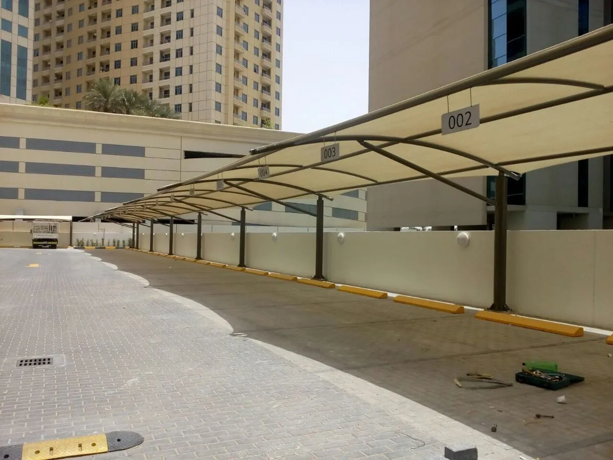 مظلات سيارات عملية في حي الريان بالطائف لحماية مثالية